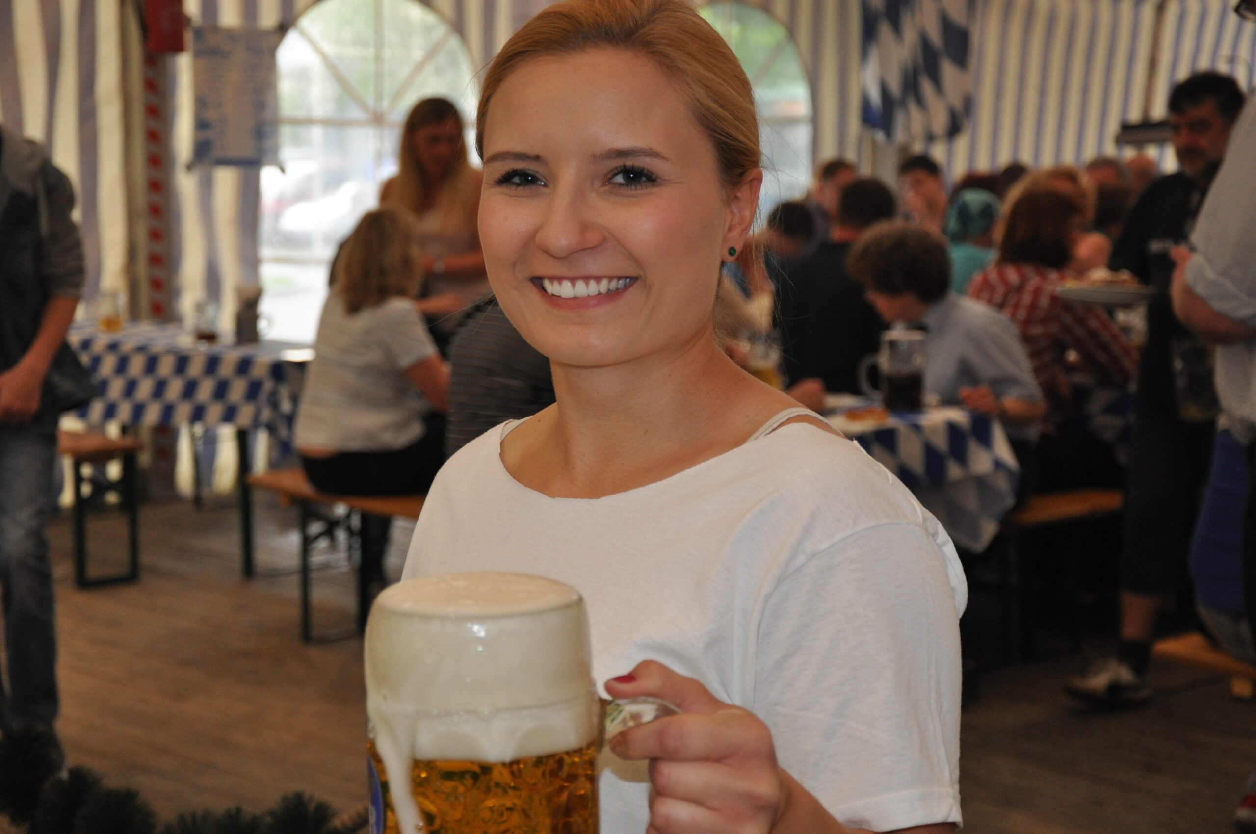 2E8026C1-5EFE-4B37-BDB9-C3E3975A38A5